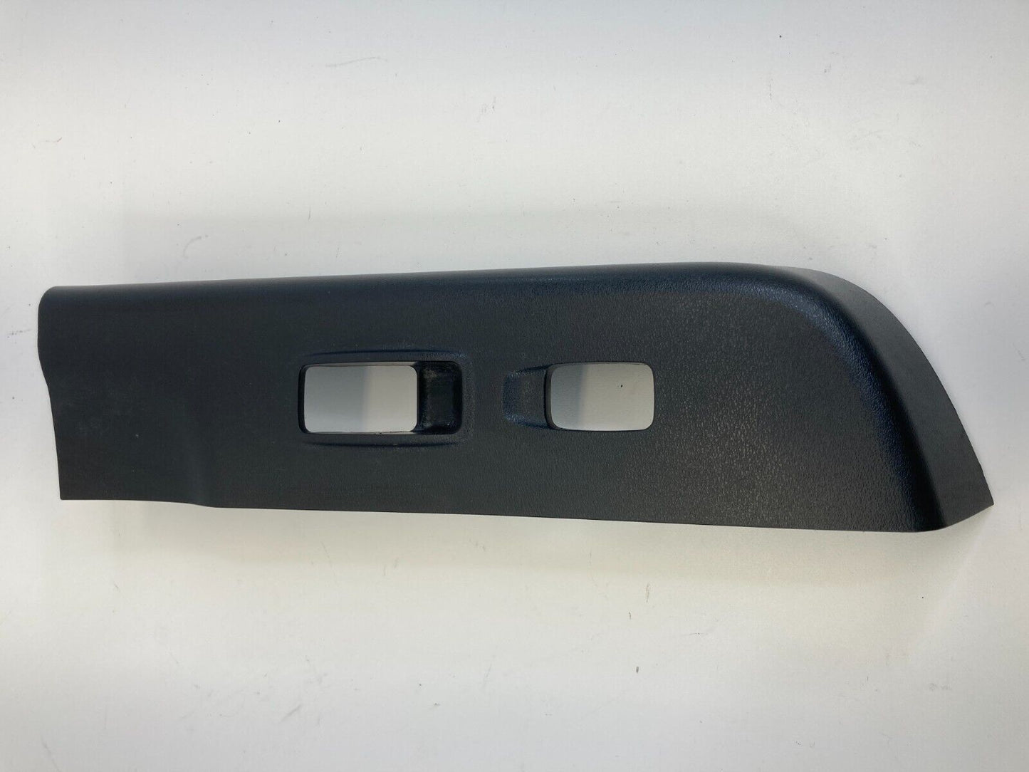 2001 2002 Nissan Pathfinder Front Right Side Power Window Switch Trim Bezel OEM