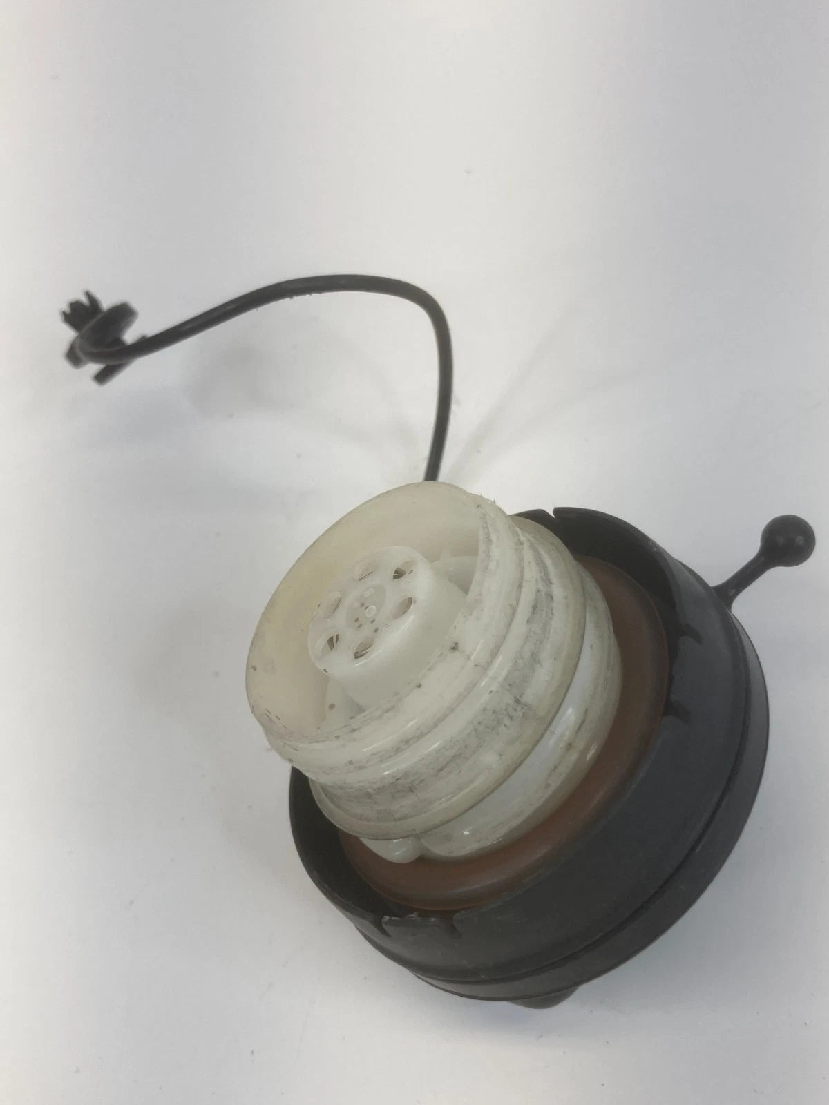 2005-2010 HONDA ODYSSEY FUEL FILLER GAS TANK CAP COVER OEM