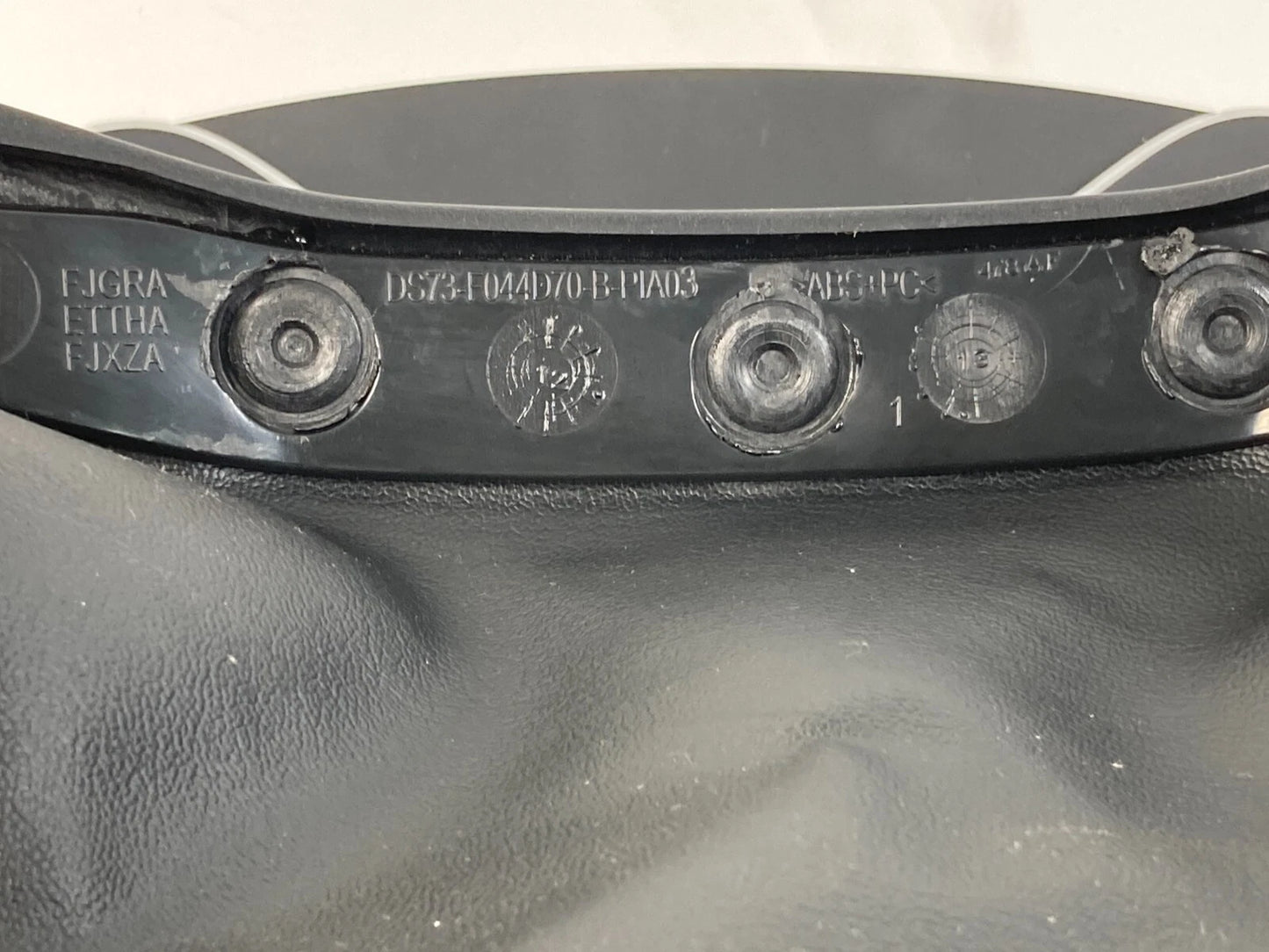 2013-2020 FORD FUSION STEERING COLUMN UPPER & LOWER CLUSTER COVER TRIM DS73-3533
