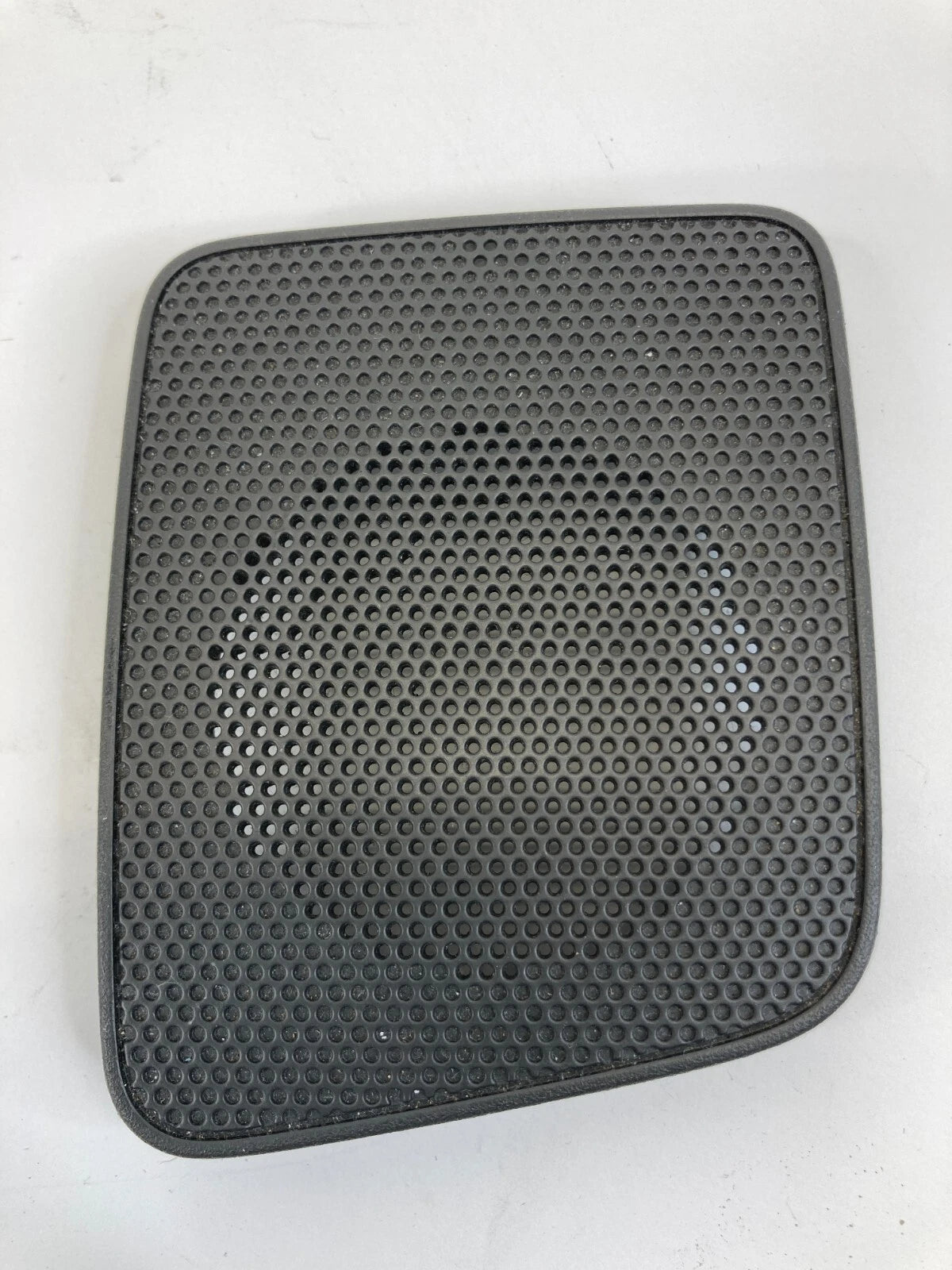 2005-2015 NISSAN XTERRA DASH LEFT SPEAKER GRILL COVER BEZEL TRIM 28177-EA000 OEM