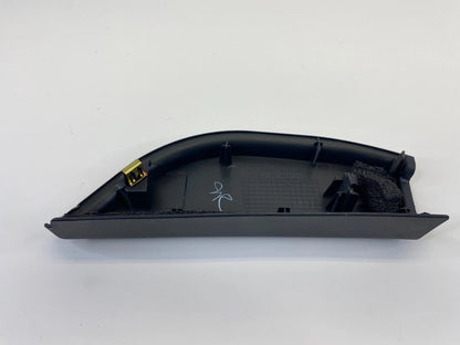 05-10 HONDA ODYSSEY FRONT PASSENGER INNER CORNER MIRROR COVER TRIM 76220SHJA OEM