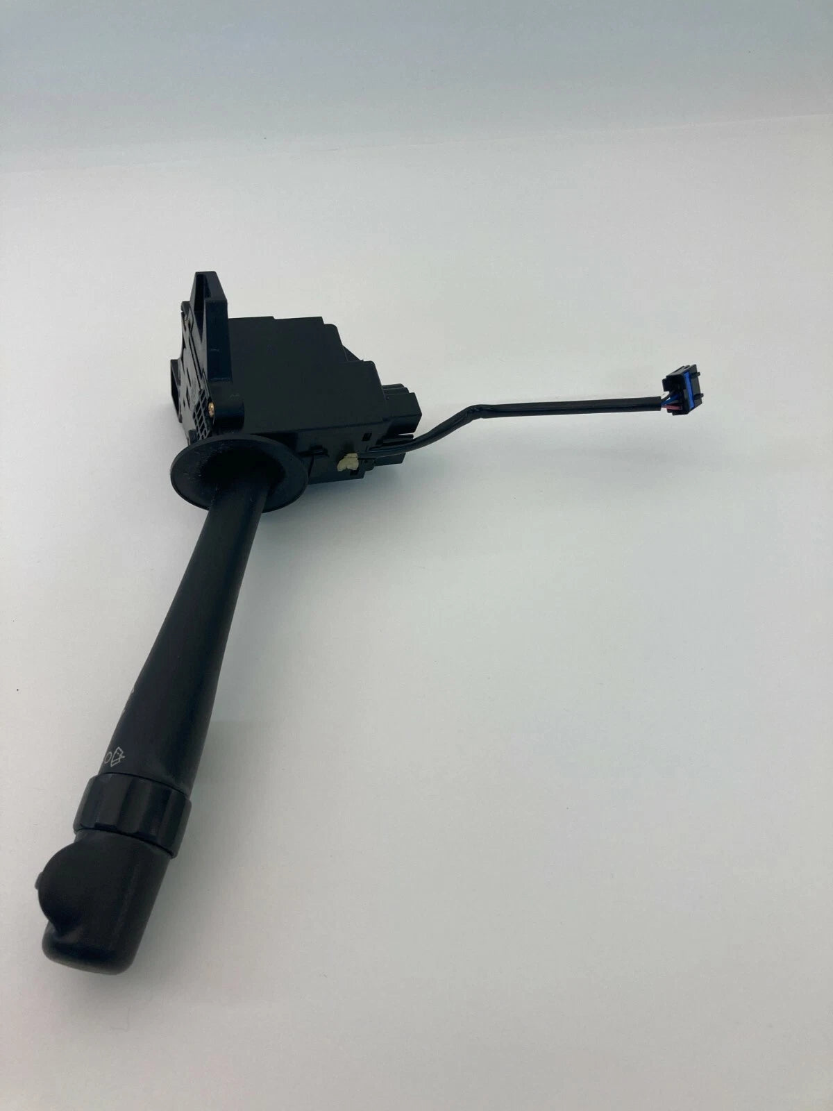 2005-2007 SATURN RELAY TURN SIGNAL WIPER HEADLAMP CONTROL SWITCH OEM 15205666