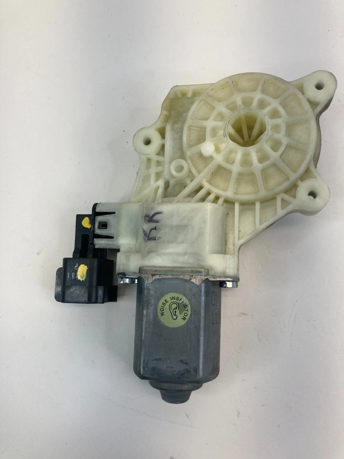 2012-2018 FORD FOCUS SEDAN REAR RIGHT SIDE DOOR WINDOW MOTOR BM51A27000BA 6 PINS