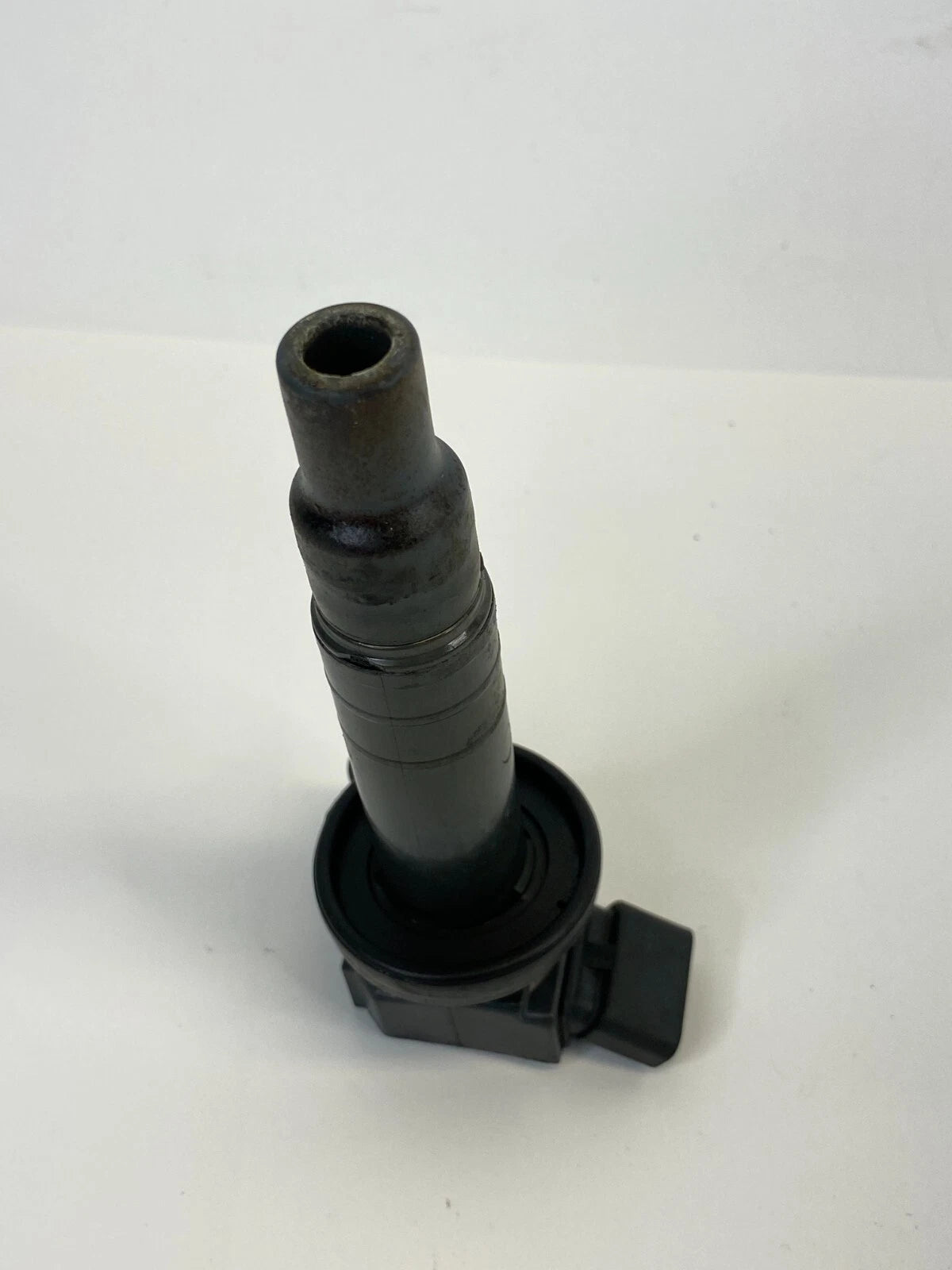 2000-2008 TOYOTA COROLLA 2003-2008 MATRIX 1.8L AT IGNITION COIL 9008019015 OEM