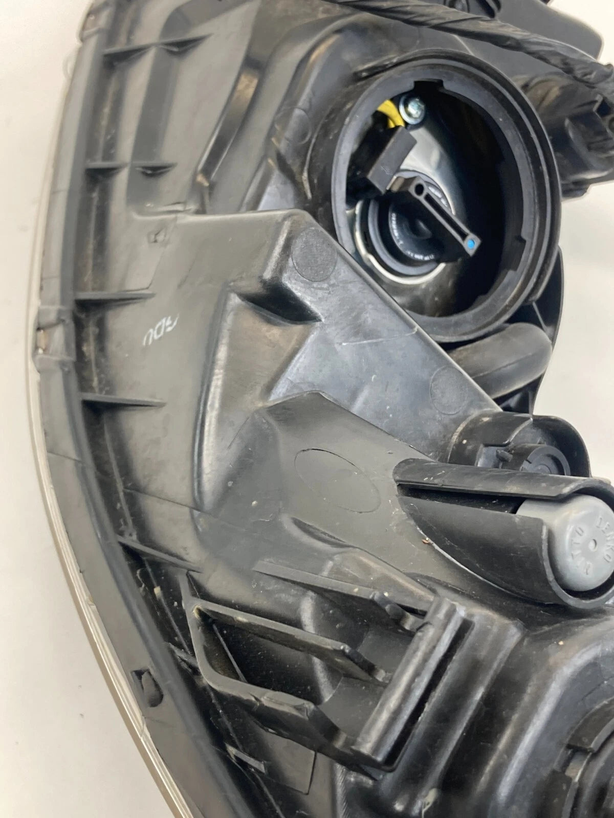 10-13 KIA FORTE FRONT RIGHT PASSENGER SIDE HEADLIGHT HEADLAMP LAMP 92102-1MXXX