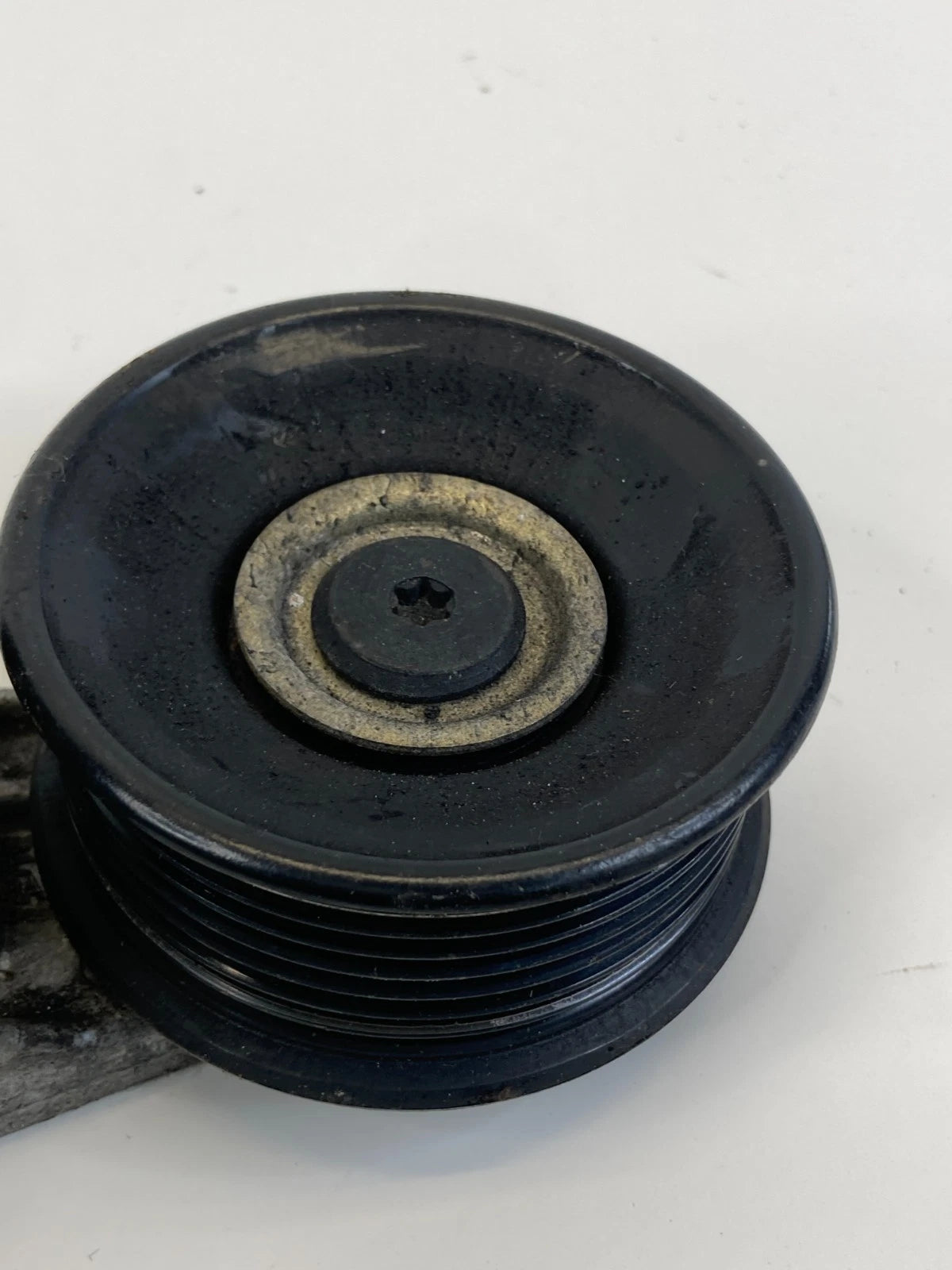 09 JAGUAR XF 4.2L V8 ENGINE DRIVE SERPENTINE BELT TENSIONER PULLEY NCC7739AC OEM