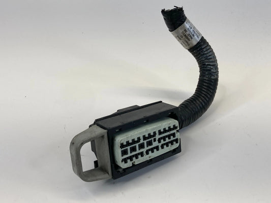 2003-2004 FORD CROWN VICTORIA 4.6L ABS ANTI LOCK BRAKE PUMP CONNECTOR PLUG OEM