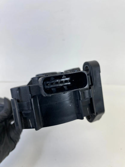 2012-2019 FIAT 500 1.4L AT ACCELERATOR GAS PEDAL 68073429AA