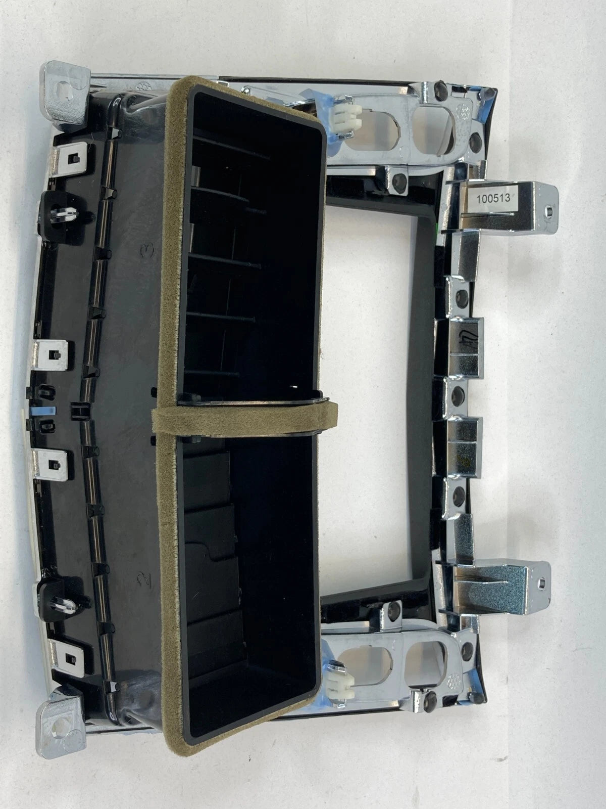 2010 2011 2012 LINCOLN MKT CENTER DASH RADIO BEZEL PANEL AIR VENTS AE93-19C682-A