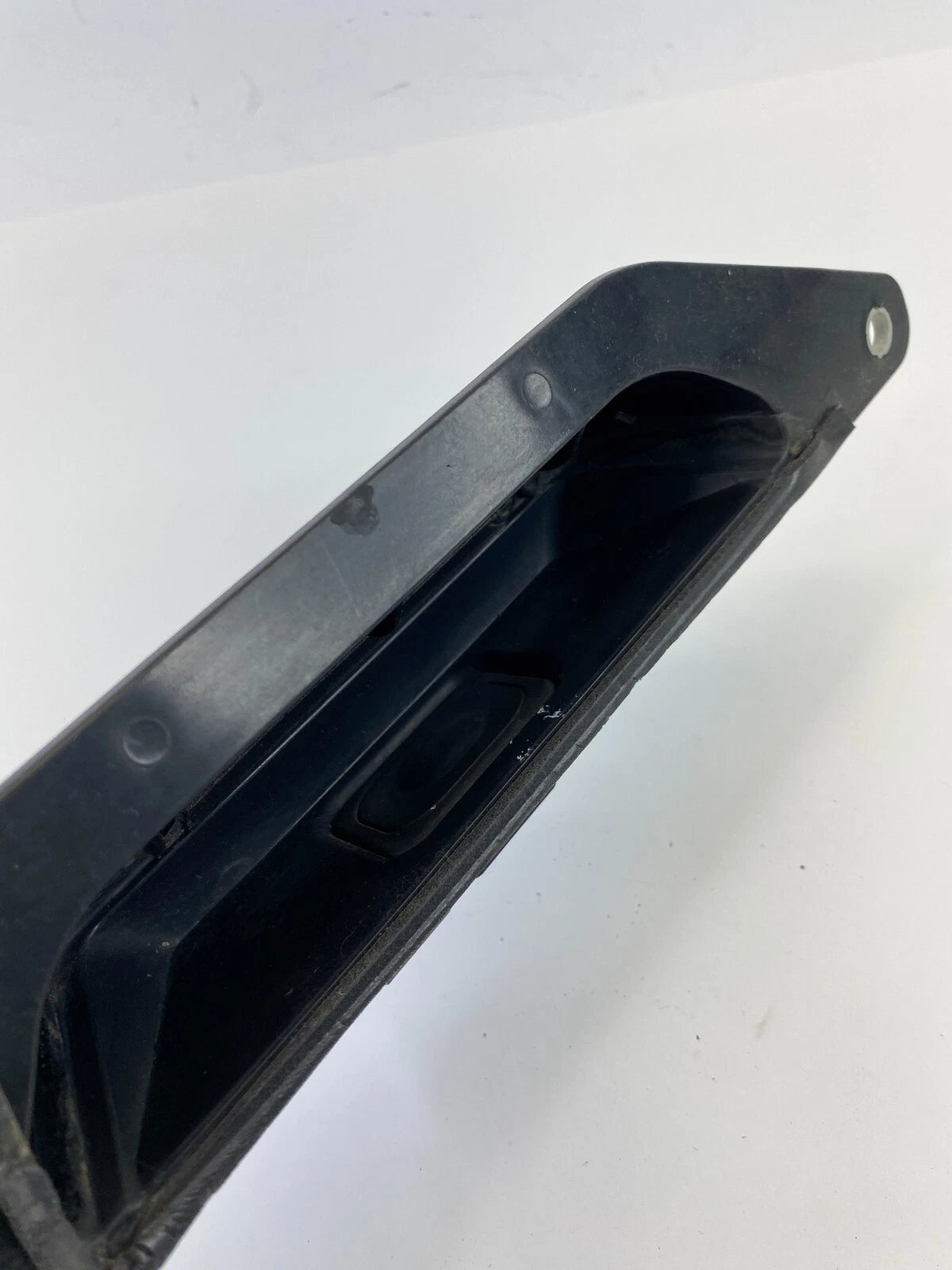 2013-2016 FORD ESCAPE REAR TRUNK LIFTGATE TAILGATE RELEASE HANDLE CJ54-S425A22-A