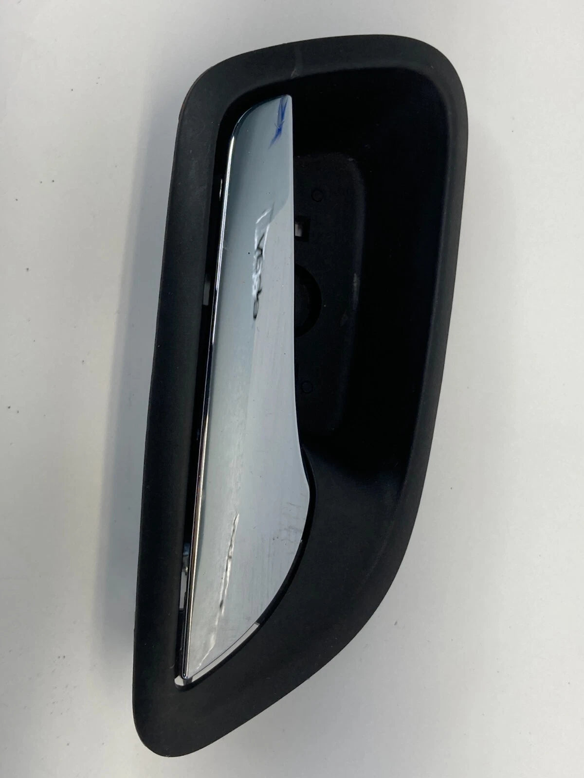 2011-2016 CHEVROLET CRUZE 16 CRUZE LIMITED REAR RIGHT SIDE INNER DOOR HANDLE OEM
