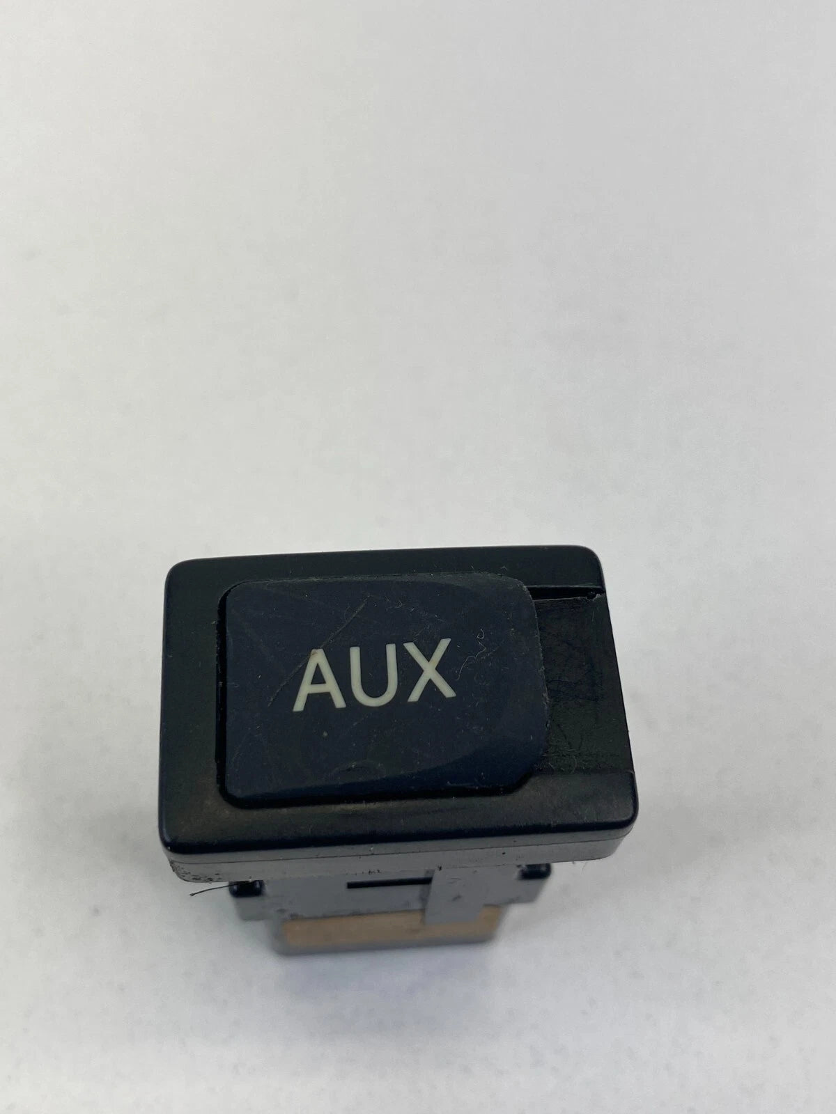 2007-2011 TOYOTA CAMRY AUX AUXILIARY STEREO JACK INPUT ADAPTER 86190-06010 OEM