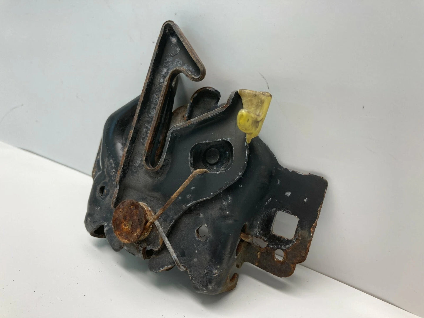 02-05 FORD EXPLORER 02-10 MOUNTAINEER FRONT HOOD LOCK LATCH RELEASE ACTUATOR OEM