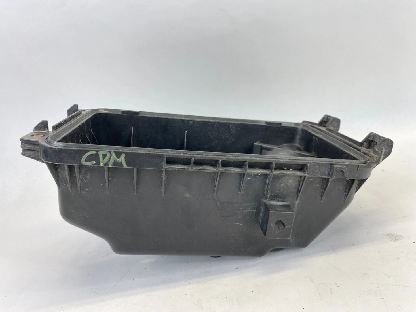 2007-2011 TOYOTA CAMRY HYBRID 2.4L LOWER AIR INTAKE BOX CLEANER COVER 1770128130