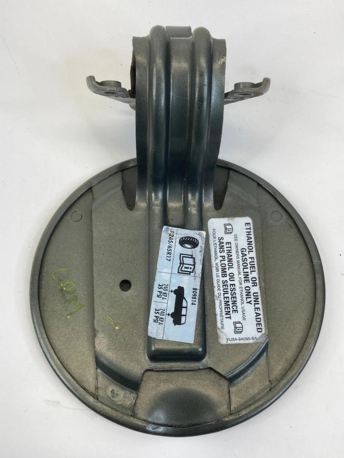 2001 2002 2003 2004 2005 FORD EXPLORER FUEL TANK LID GAS FILLER DOOR CAP OEM