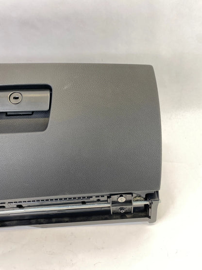 07 08 BMW 335XI GLOVE BOX STORAGE COMPARTMENT ASSEMBLY W LATCH 51167075479 OEM