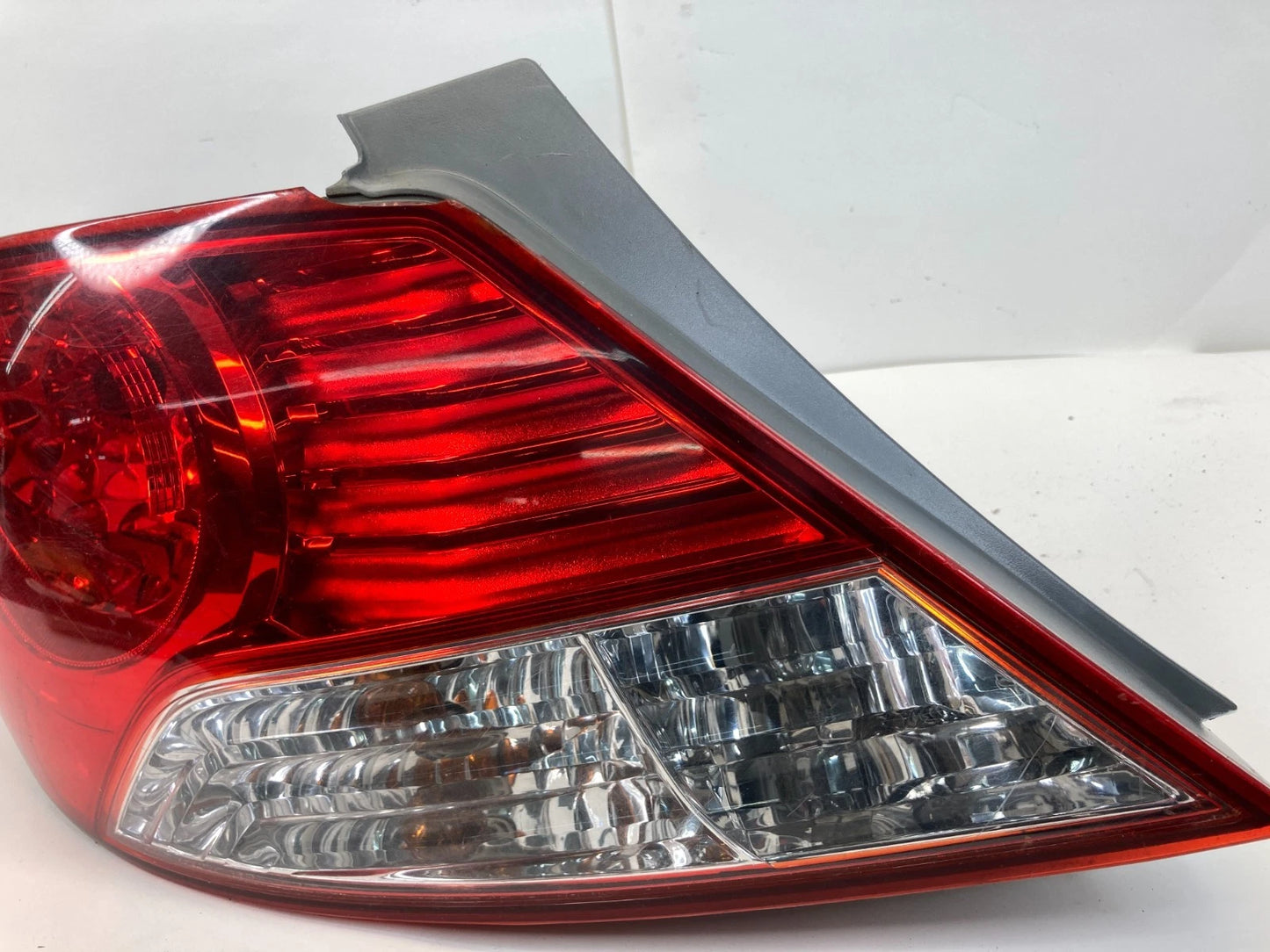 2012 2013 2014 Hyundai Accent SEDAN Left Driver Side Tail Light Taillight Lamp