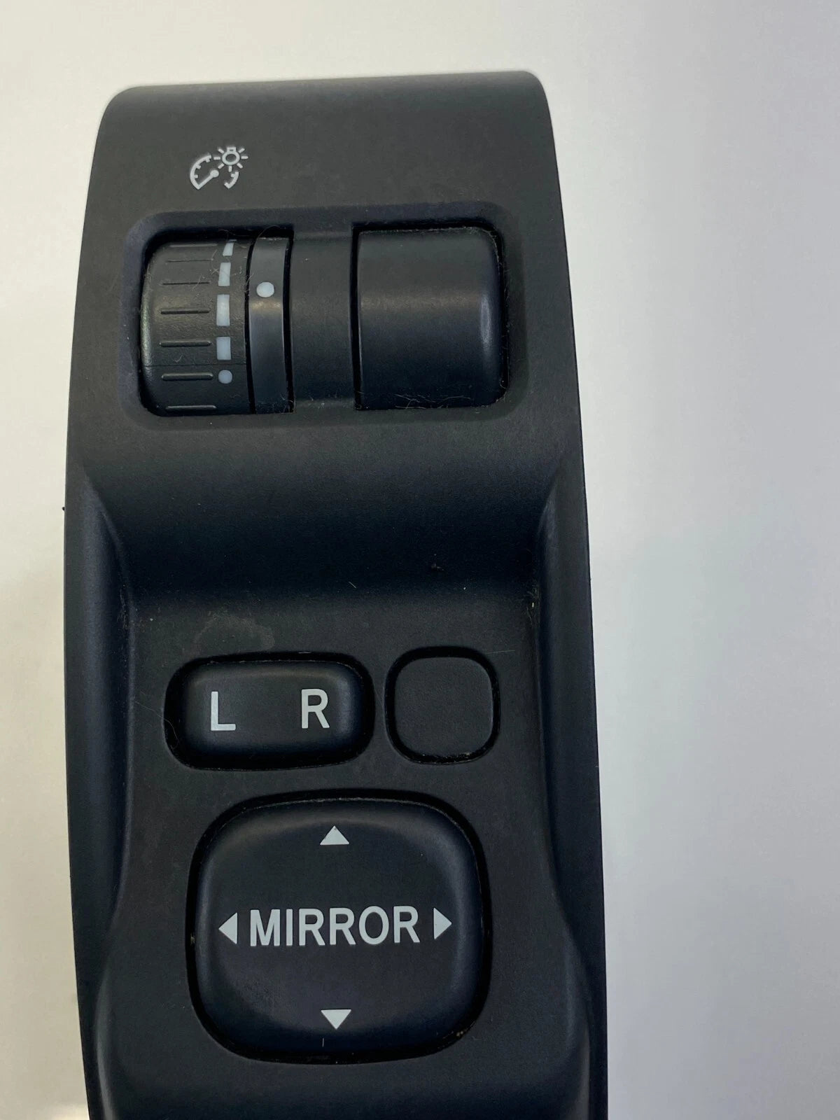 08-11 SUBARU IMPREZA POWER MIRROR CONTROL SWITCH DIMMER LIGHT SWITCH 183606 OEM
