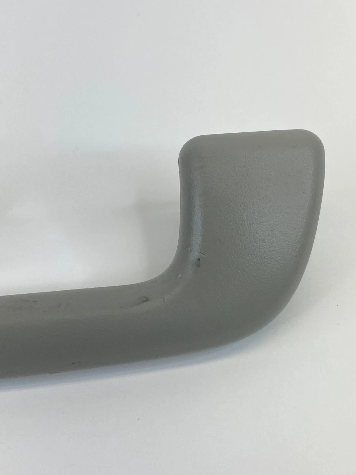 2010-2015 TOYOTA PRIUS REAR LEFT SIDE ROOF INNER GRAB GRIP HANDLE 674683-8010