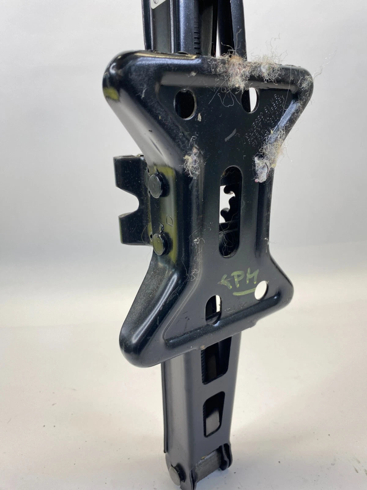 06-09 PONTIAC TORRENT G6 G5 EMERGENCY SPARE TIRE SCISSOR JACK ASSY OEM 22722566