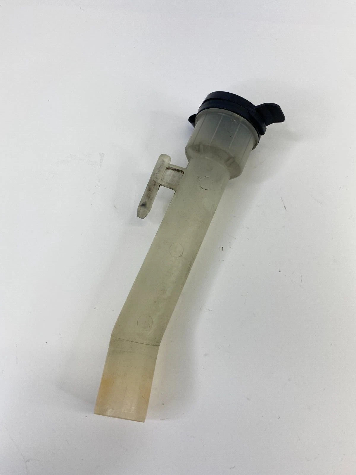 2011-2016 CHEVY CRUZE WINDSHIELD WASHER FLUID RESERVOIR TUBE W CAP 95980613 OEM