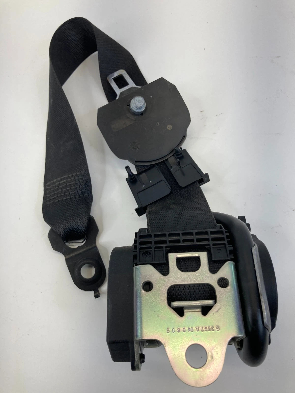 06 MERCEDES-BENZ CLS500 CLS550FRONT RIGHT PASSENGER SIDE SEAT BELT REATACTOR OEM