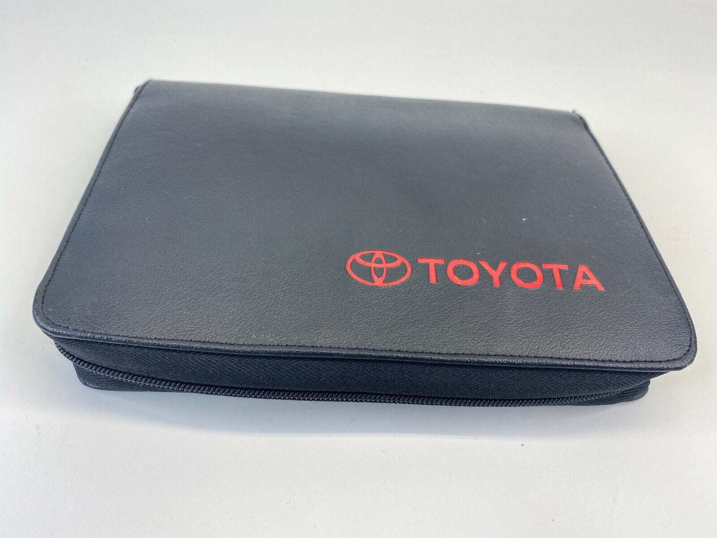 2001 01 Toyota Corolla Owners Manual Warranty Information Guide w/ Case OEM