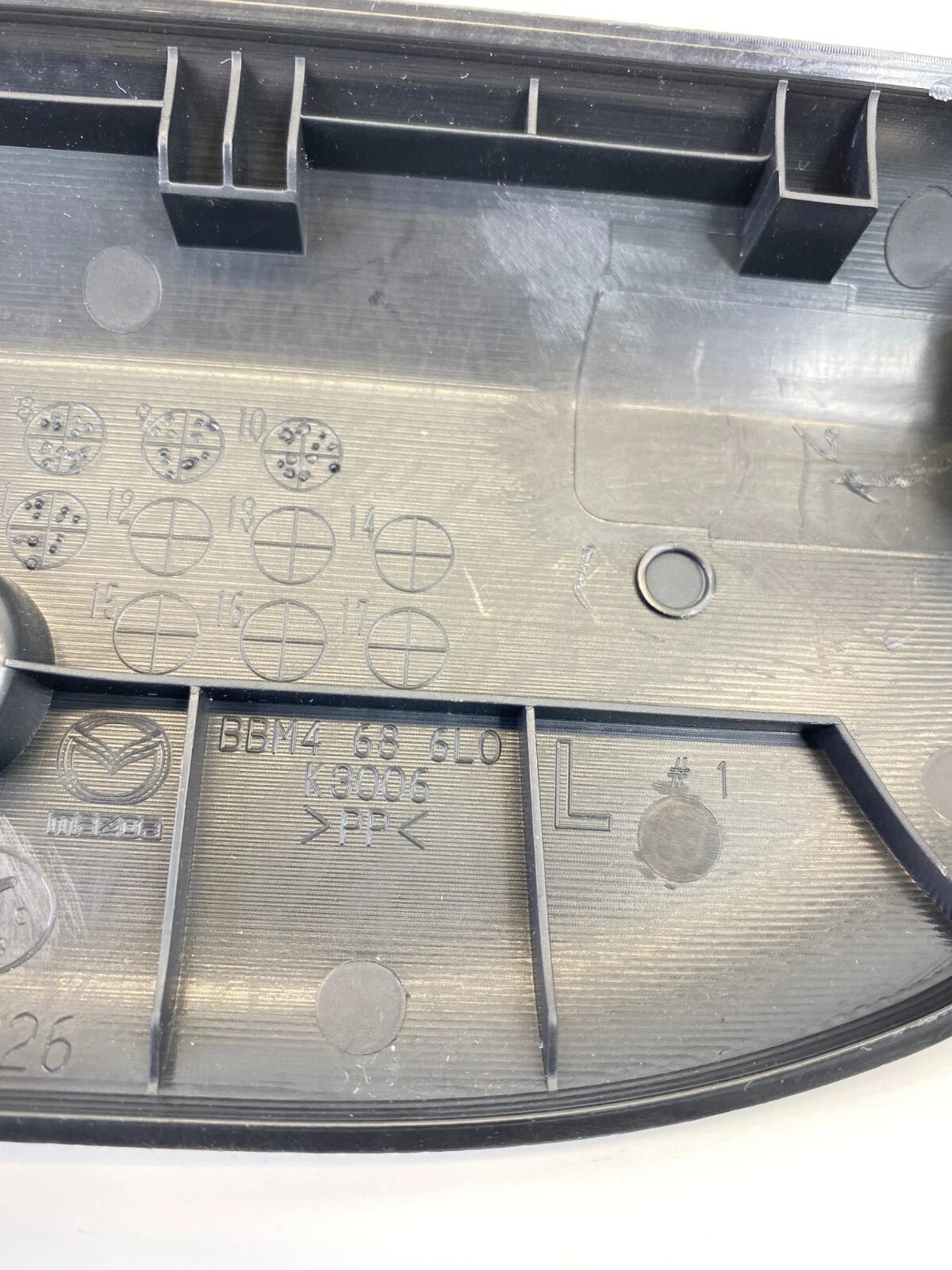 2010-2013 MAZDA 3 FRONT LEFT SIDE HOLE COVER TRIM BEZEL BBM4686L0 OEM