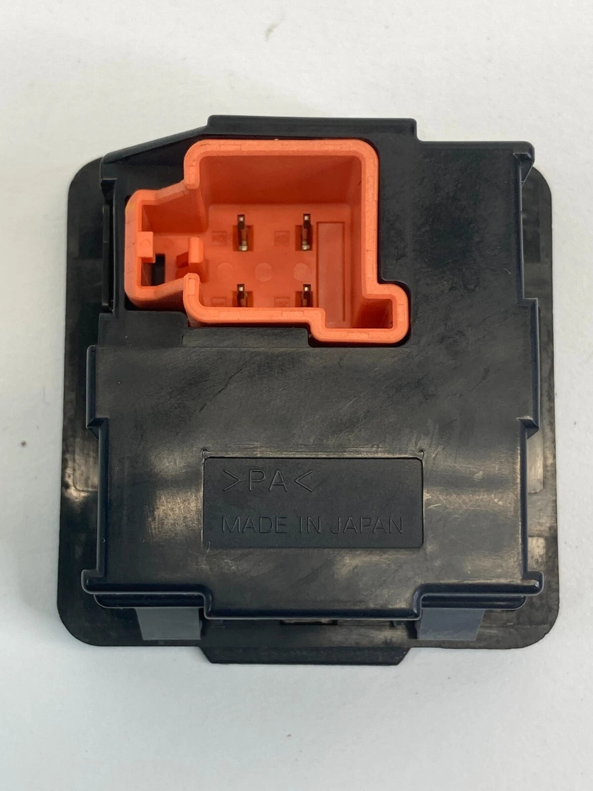 2009-2012 CHEVROLET TRAVERSE REAR AC POWER OUTLET SOCKET PORT COVER TRIM OEM