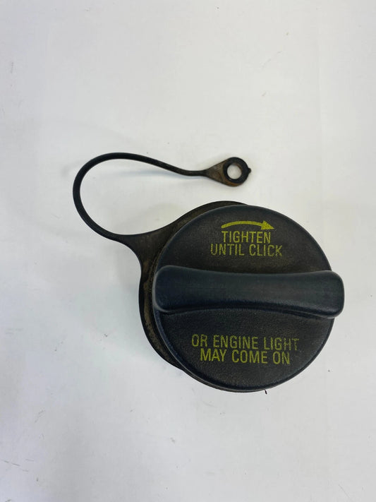 1998 1999 2000 2001 2002 LINCOLN TOWN CAR FUEL FILLER TANK GAS LID COVER CAP OEM