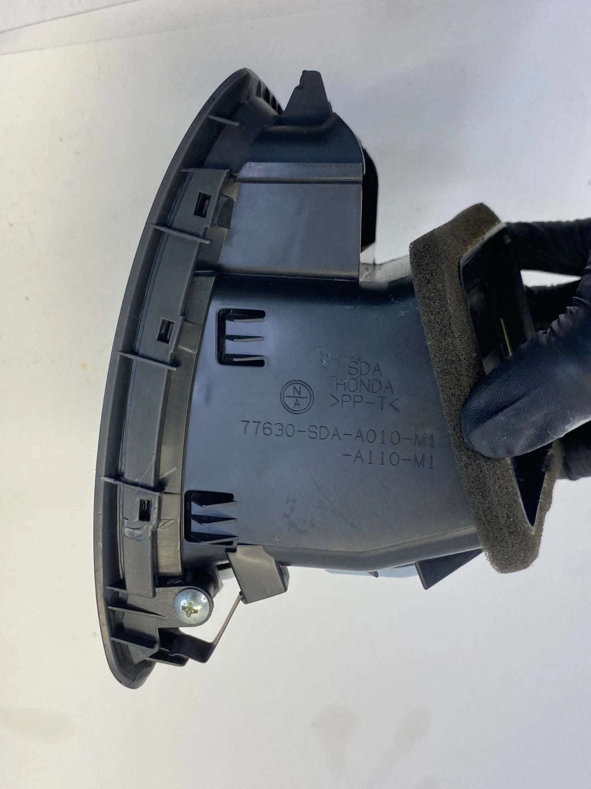 2003-2007 HONDA ACCORD LEFT DRIVER SIDE OUTER DASH A/C AIR VENT OUTLET OEM