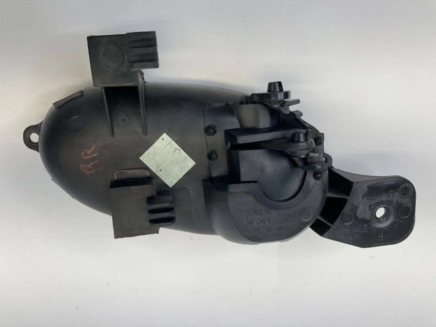 02-09 CHEVY CHEVROLET TRAILBLAZER REAR RIGHT SIDE INTERIOR DOOR HANDLE 107602