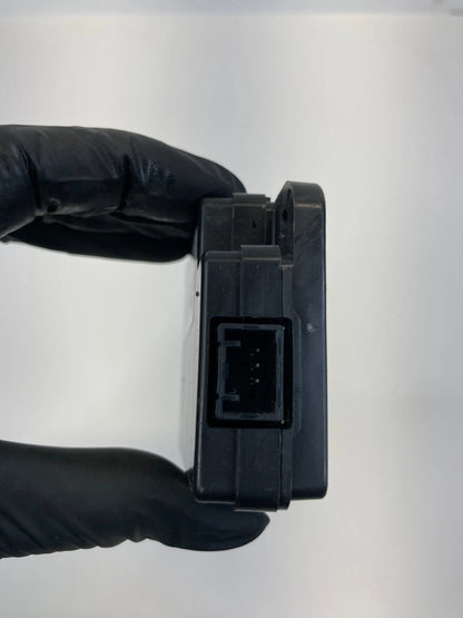 2011-2013 JEEP LIBERTY 3.7L COMPASS & TEMPERATURE CONTROL MODULE P04671918AG