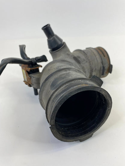 2001-2003 TOYOTA RAV4 ENGINE AIR INTAKE INLET TUBE HOSE DUCT OEM 17881-28040