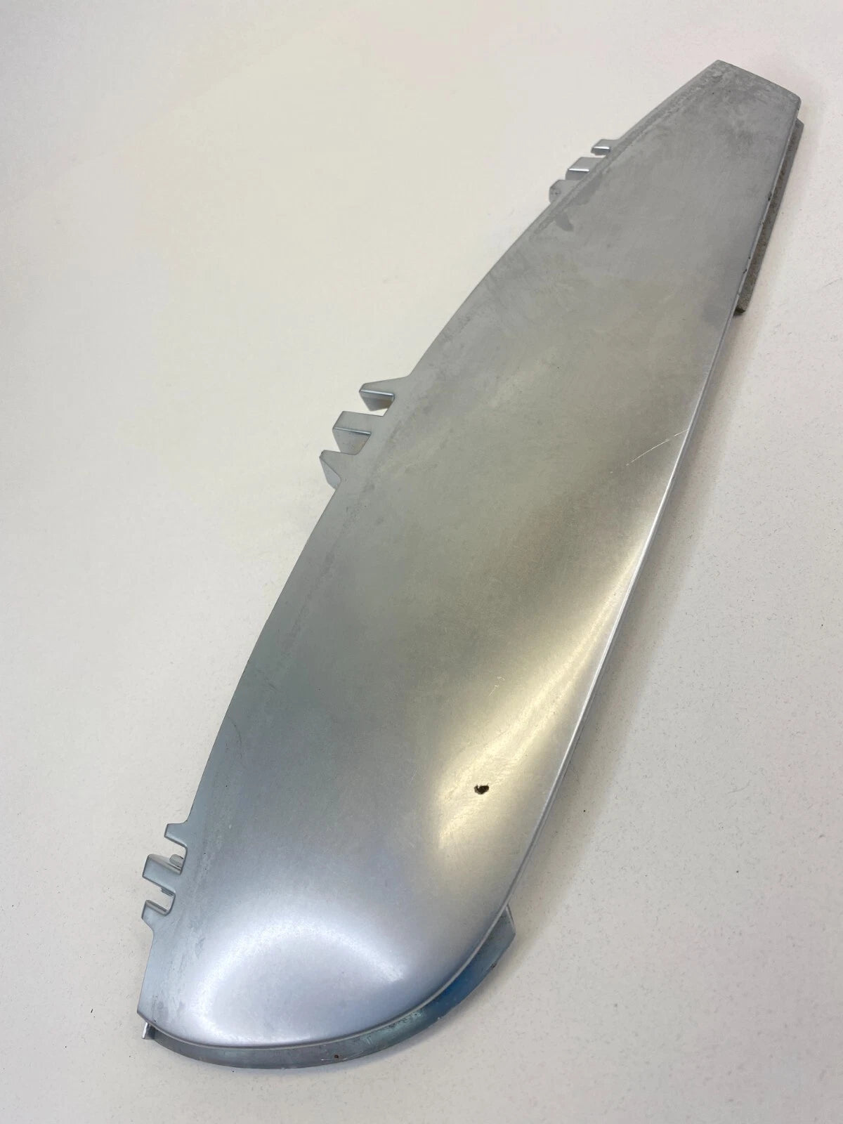 2006-2012 MERCEDES-BENZ R350 CENTER CONSOLE REAR RIGHT SLIDING PLATE 18112532