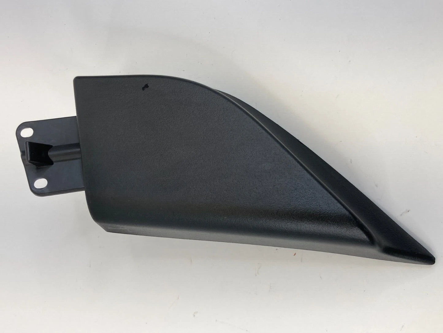 2004-2006 CADILLAC SRX FRONT RIGHT INNER DOOR MIRROR CORNER TRIM COVER 12042 MMS