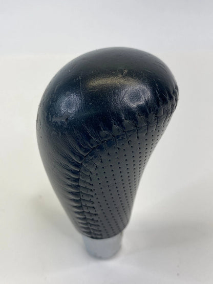 04-06 MAZDA 3 MAZDA3 2.3L AUTOMATIC GEAR SHIFTER SHIFT KNOB HANDLE LEVER LEATHER