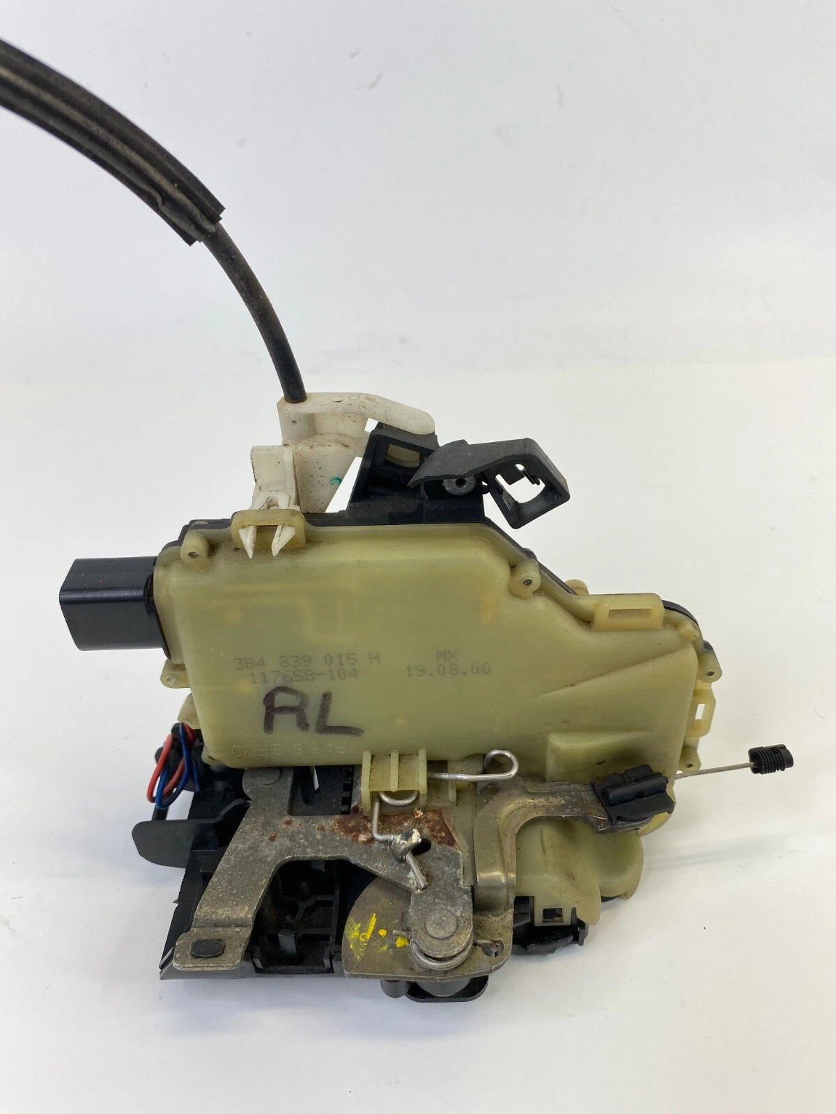 2001-2005 VOLKSWAGEN JETTA REAR LEFT SIDE DOOR LOCK LATCH RELASE ACTUATOR ASSY
