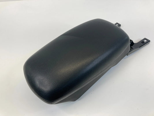 2011-2013 HYUNDAI ELANTRA CENTER CONSOLE ARMREST ARM REST LID COVER 84622-3X000