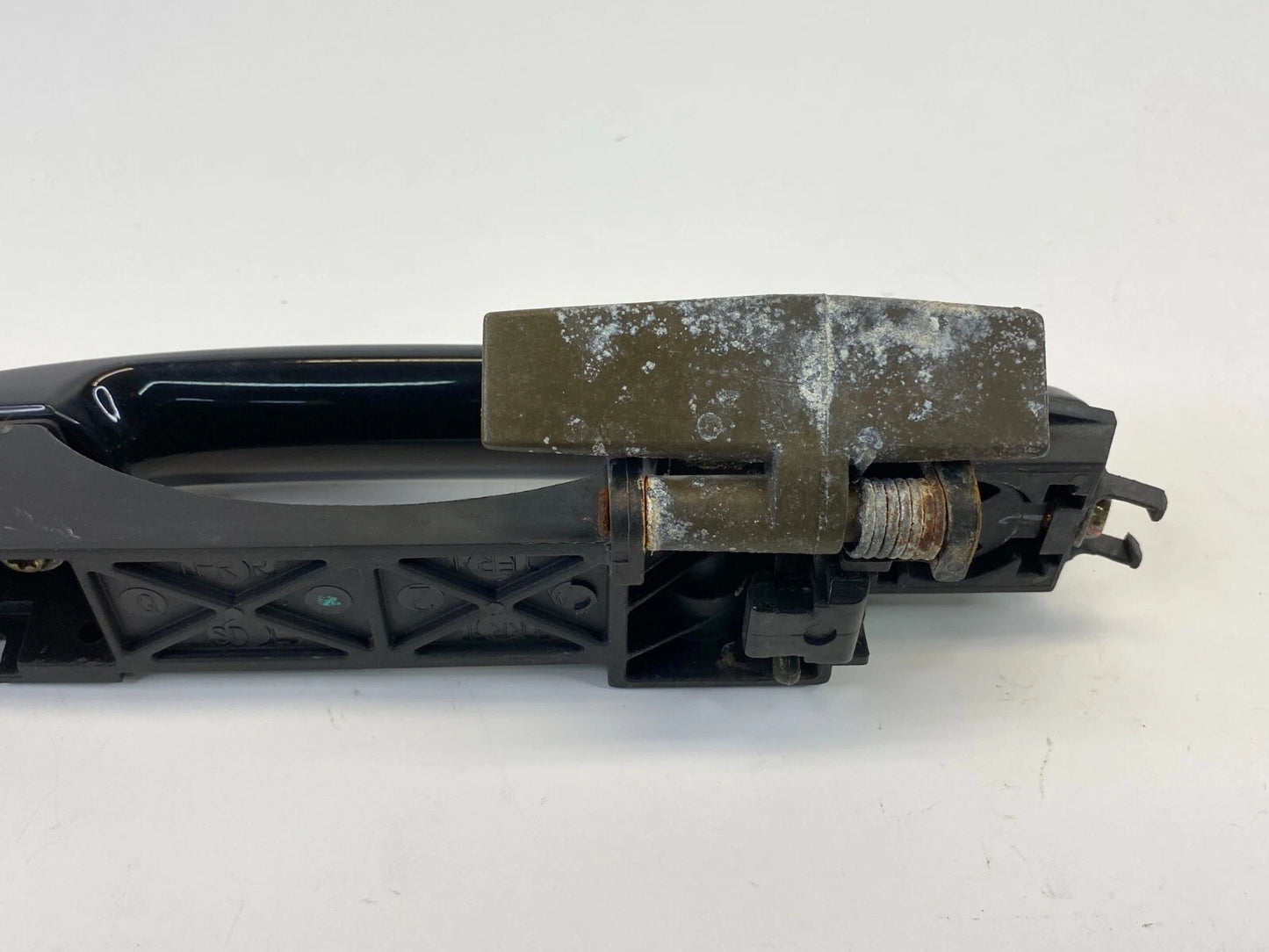2004-2008 NISSAN MAXIMA REAR LEFT SIDE EXTERIOR OUTSIDE DOOR HANDLE ASSEMBLY OEM