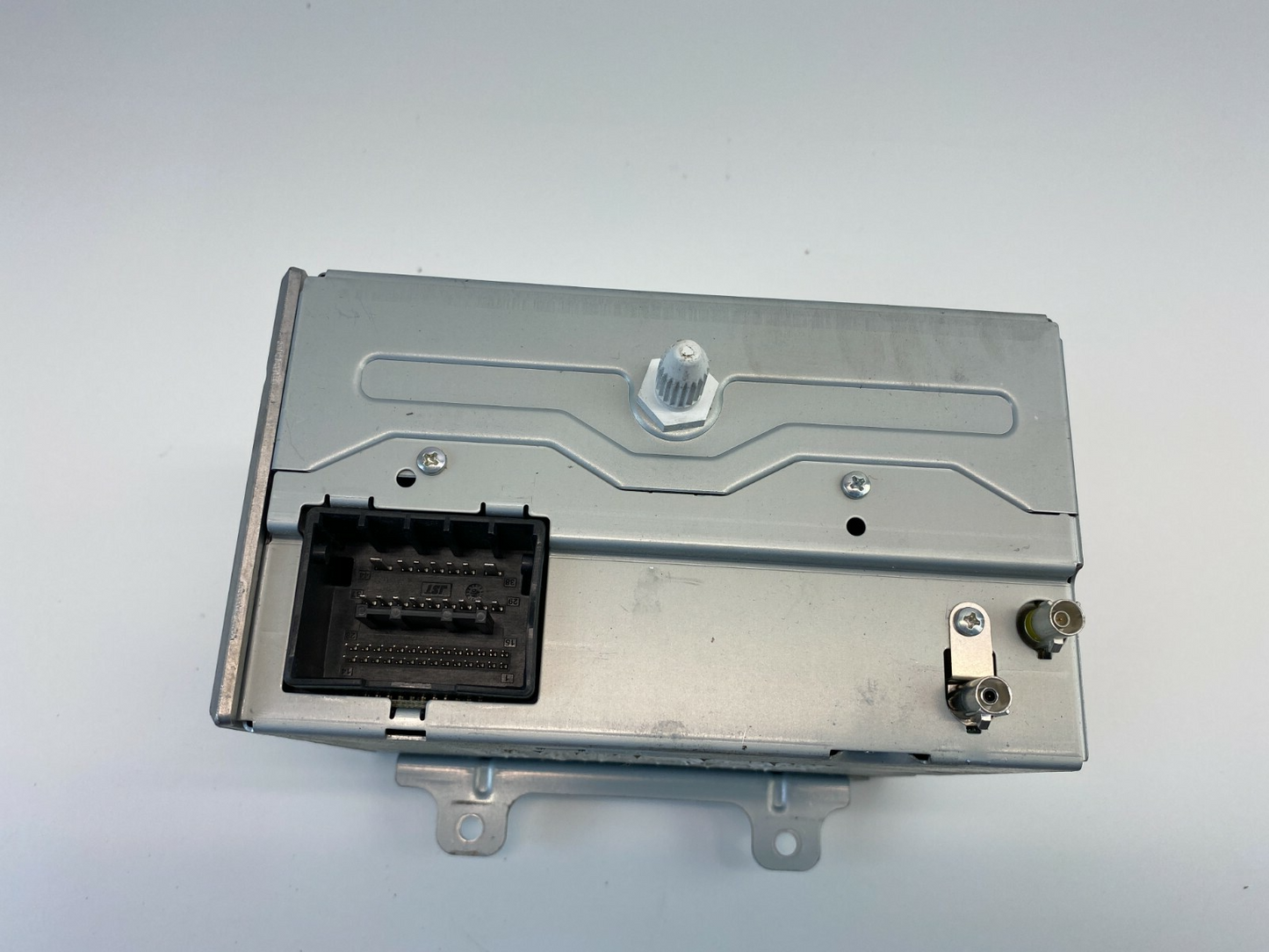 2010 Chevy Equinox Terrain AM FM CD Player Radio Receiver Control Unit 20854719