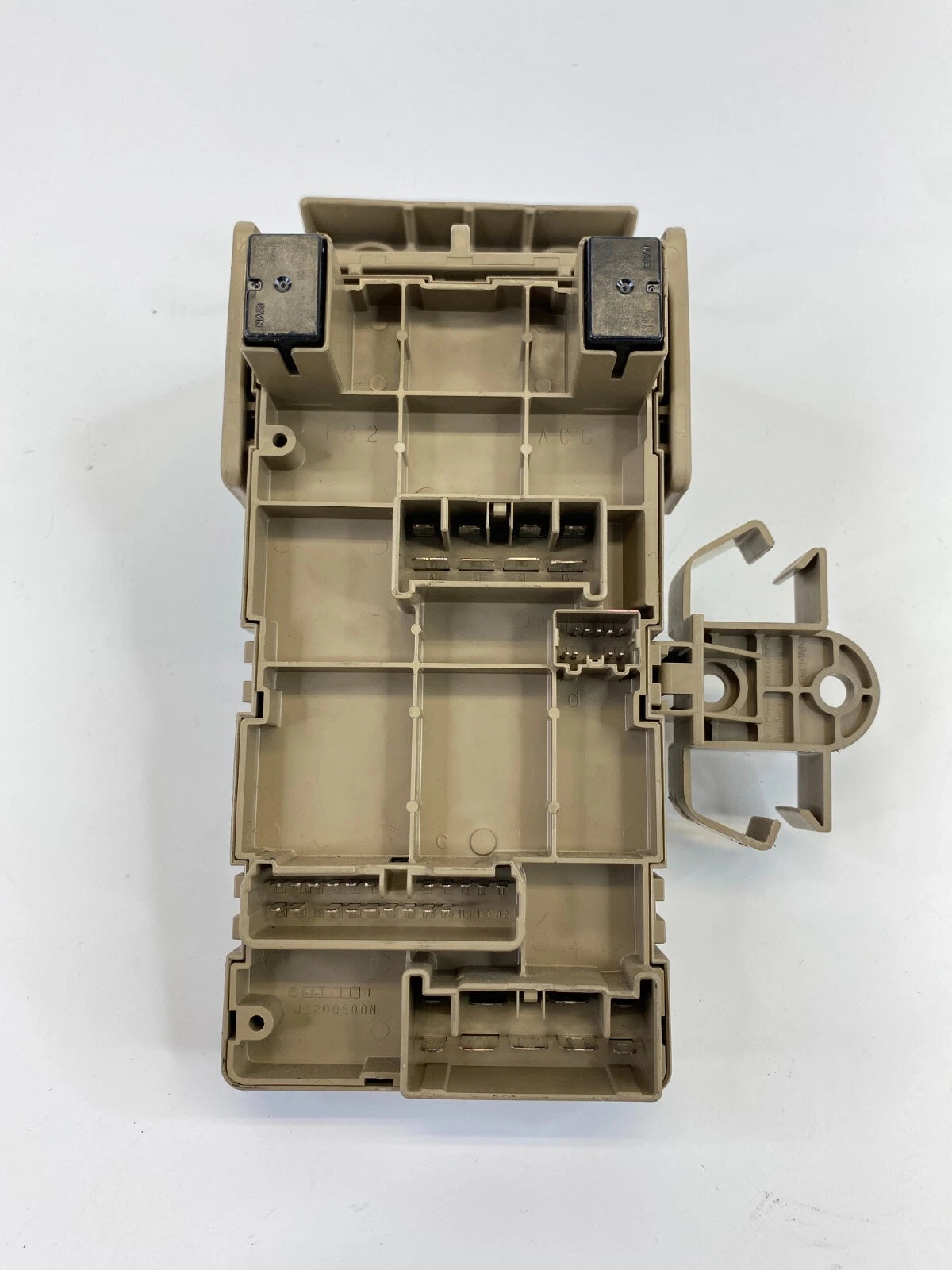 2009-2013 SUBARU FORESTER 2.5L INTERIOR FUSE BOX RELAY FUSEBOX BLOCK 82201FG010