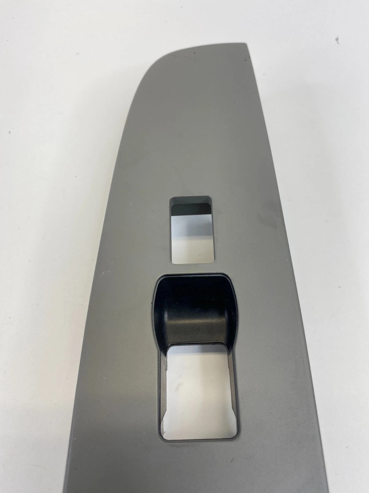 2007-2011 NISSAN ALTIMA REAR RIGHT DOOR WINDOW SWITCH TRIM COVER BEZEL 82960 OEM