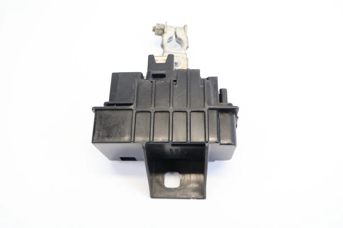 2004-2009 TOYOTA PRIUS HYBRID FUSE POSITIVE 12V CONNECTOR BATTERY TERMINAL