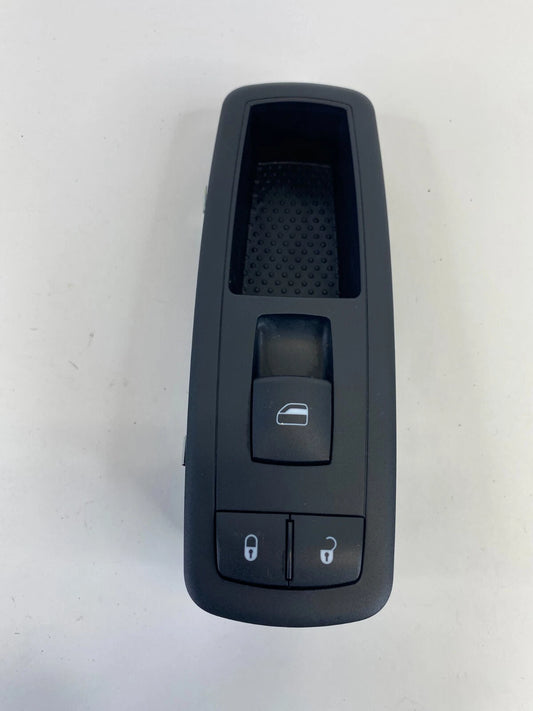 2008-2012 JEEP LIBERTY FRONT RIGHT POWER WINDOW DOOR LOCKS SWITCH OEM 68084002AA