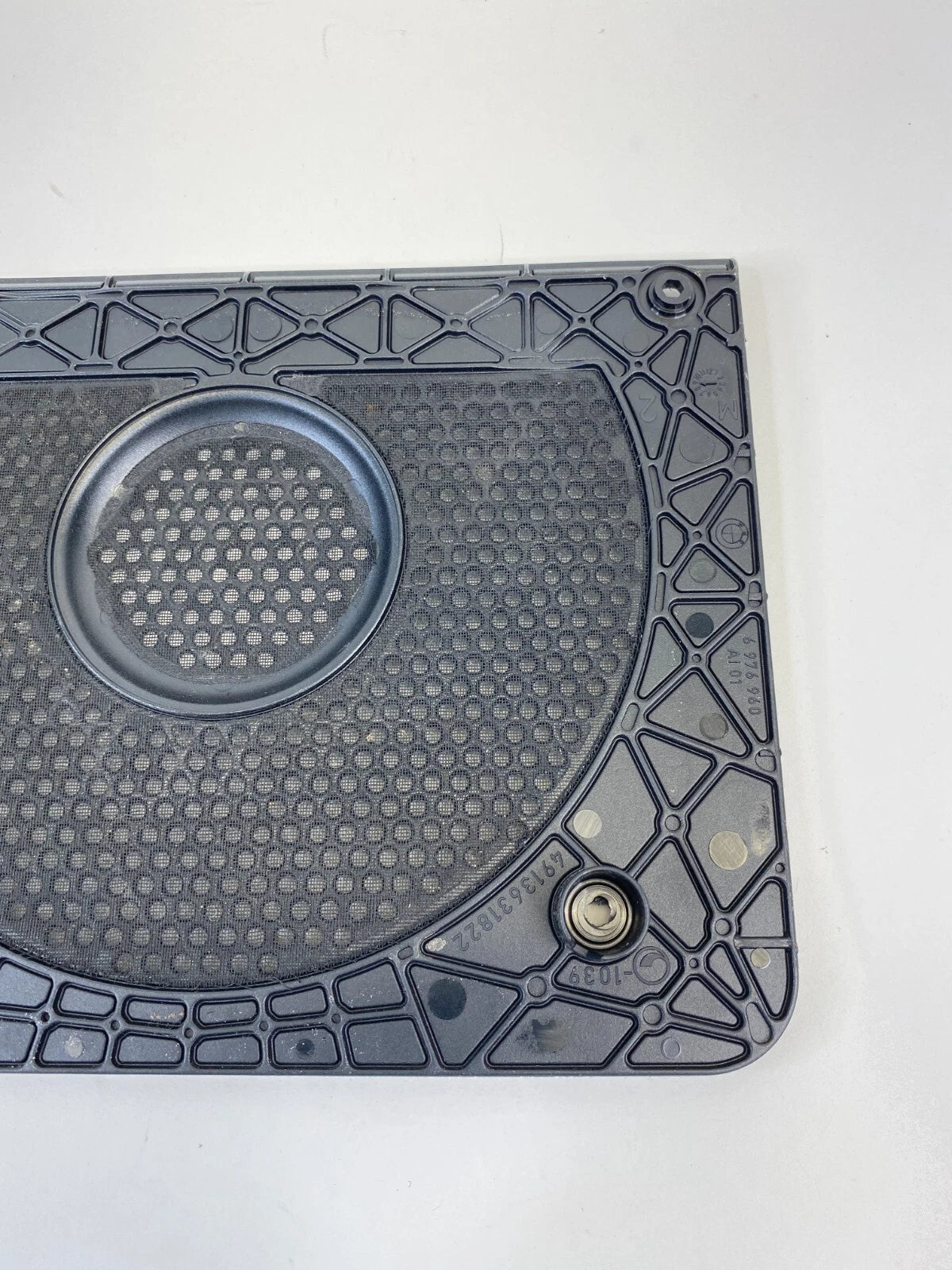08-10 BMW 550I 535I LEFT UNDER SEAT SUBWOOFER SPEAKER COVER GRILLE OEM 6976960