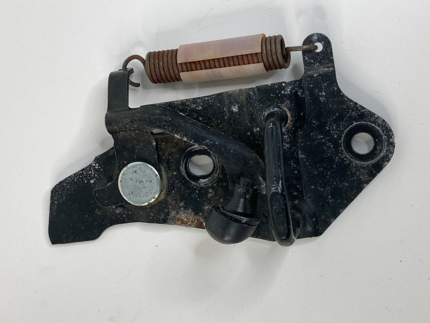 2007 2008 INFINITI G35 SEDAN TRUNK LID LATCH LOCK CATCH STRIKER ASSEMBLY OEM