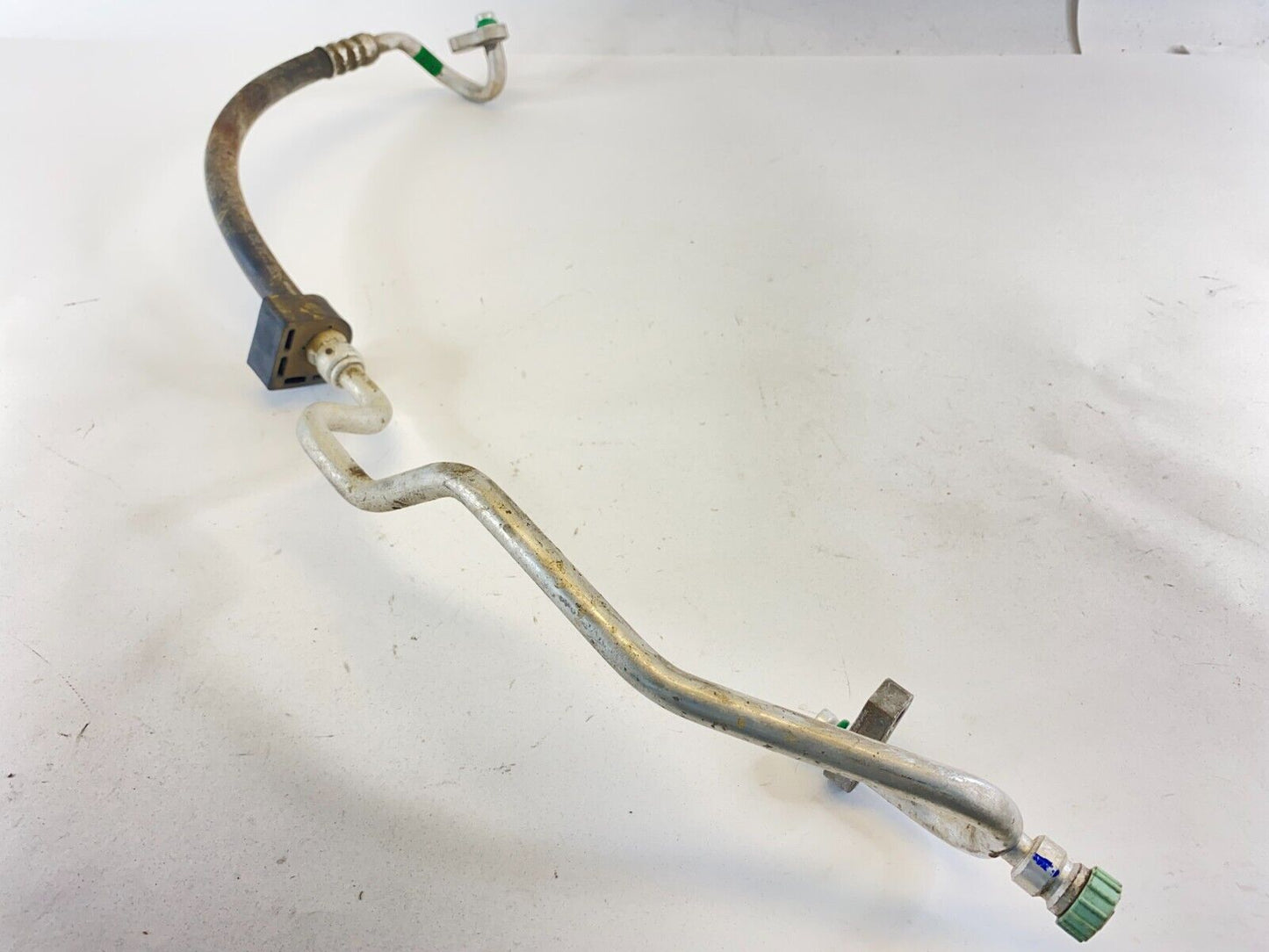 2010-2012 Hyundai Santa Fe A/C AC Refrigerant Discharge Hose Line Pipe OEM