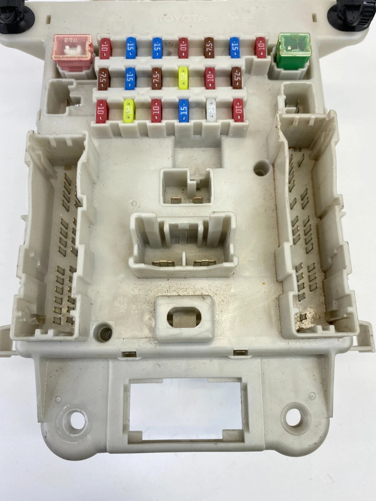2004 04 Toyota RAV4 2.4L AT Interior Dash Cabin Fuse Relay Box Fusebox Block OEM
