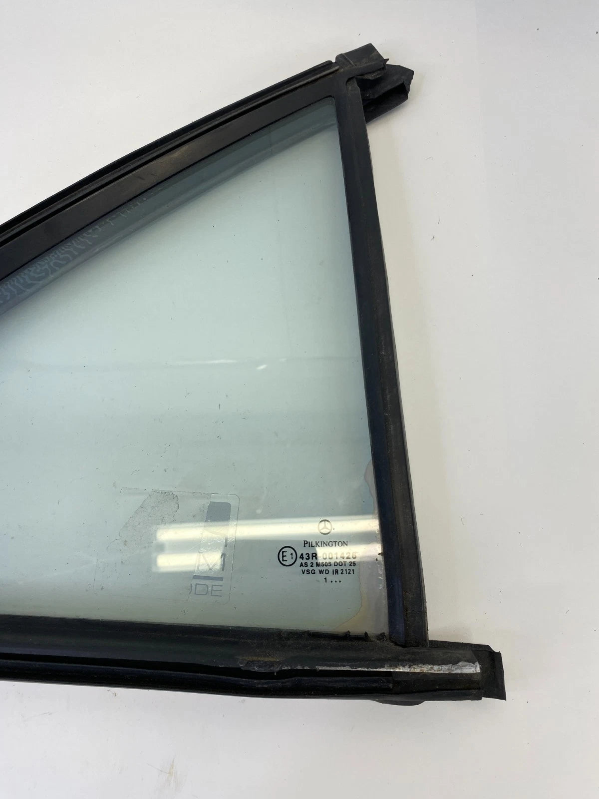 00-04 MERCEDES S-CLASS S430 REAR RIGHT DOOR WINDOW VENT GLASS FIXED 2207300220
